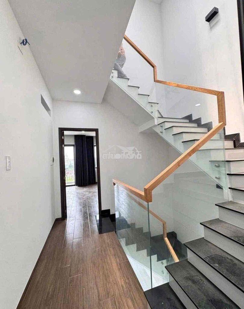 Nhà đẹp - giá tốt - gần trường nguyễn hữu tiến - 2