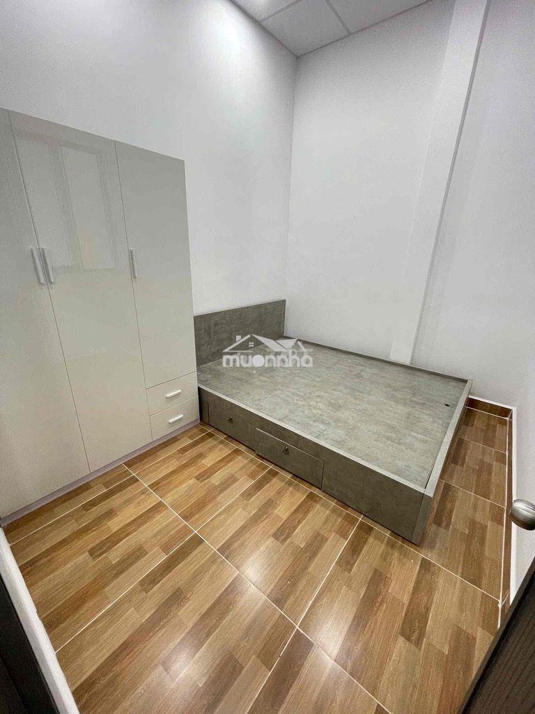 Nhà 45m2 cấp 4 - 2 phòng sẵn nội thất, sân rộng rãi 12m2 - giá 8,9tr - 3