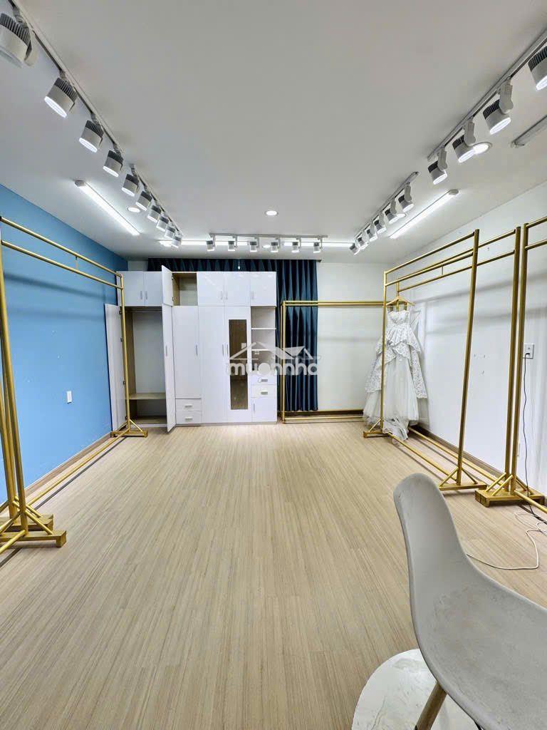 Nhà thành thái, p.12, q.10 – 4,5x20m – 1 trệt 3 lầu – 35tr/tháng - 4