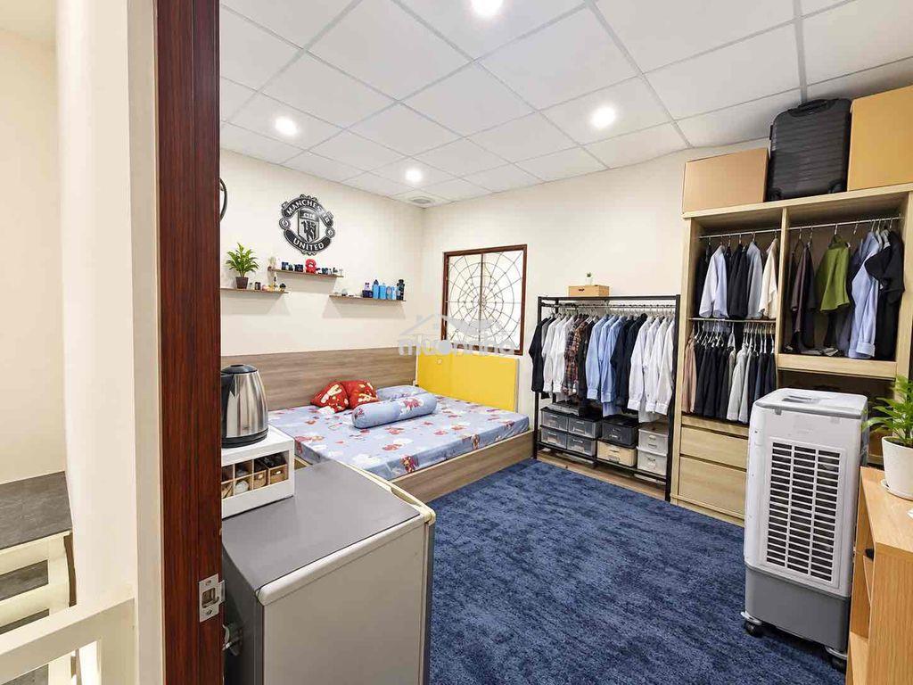 Bán nhà giáp quận 1, 70m2 nhỉnh 6 tỷ, ngang hơn 4m nở hậu, 2 tầng 3pn - 3