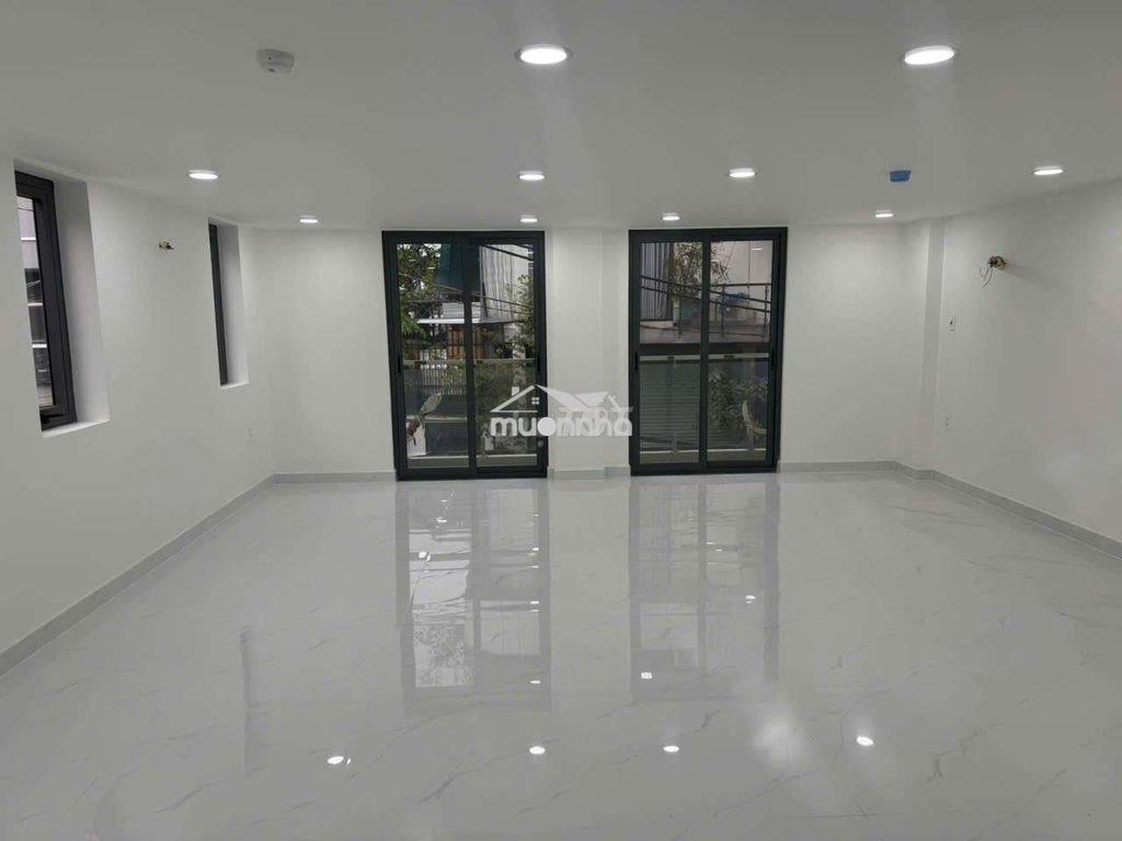 Cho thuê mặt bằng, 1 hầm, trệt, lầu 1, có thang máy, pccc, 2pn, 5wc. - 4