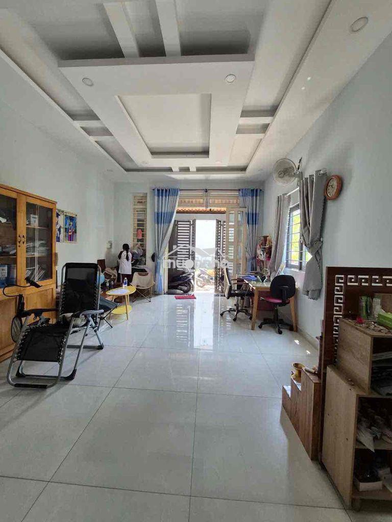 Nhà lô góc bình tân - 2