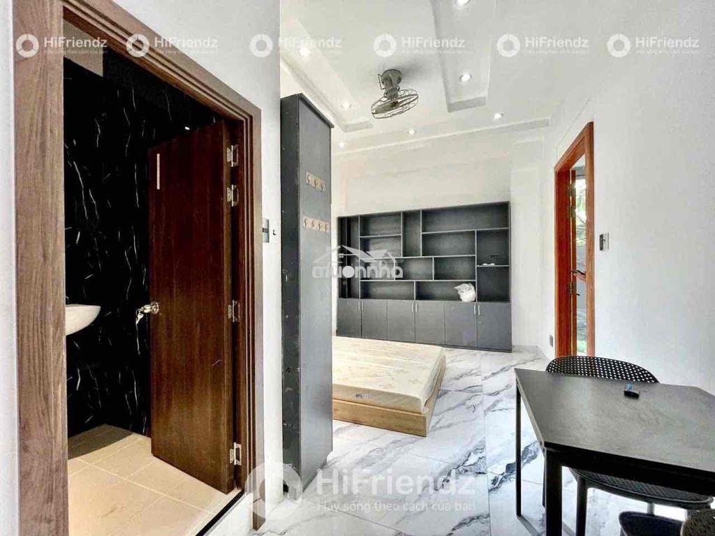 Phòng tách bếp có cửa sổ trời full nội thất mới tinh ở ngã tư bốn xã - 3
