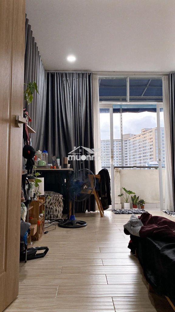 Phòng trọ trong hẻm trần khắc chân - 4