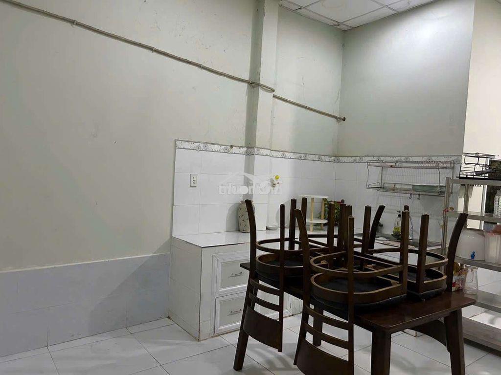 Nhà c4 shr đường bàn cờ an ninh gần chợ trường học giáp tân bình - 3