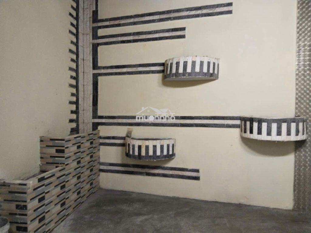 Cho thuê nhà hẻm rộng xe hơi - 3