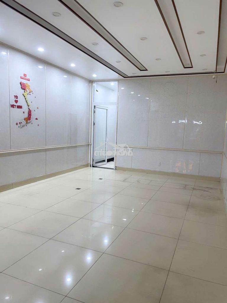 Cho thuê nhà mặt tiền có thang máy - 3
