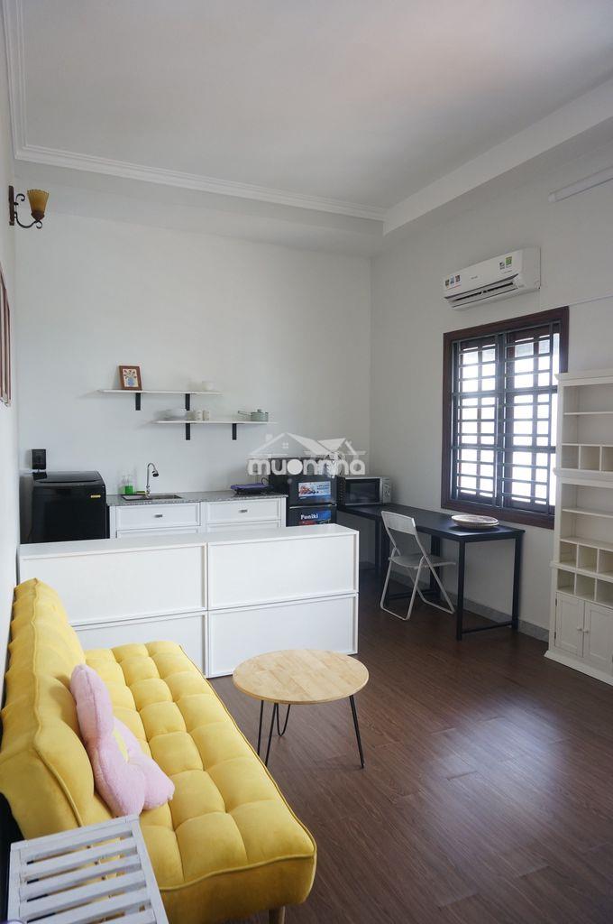 Cho thuê studio full nội thất có  ban công  – quận 3 - 4