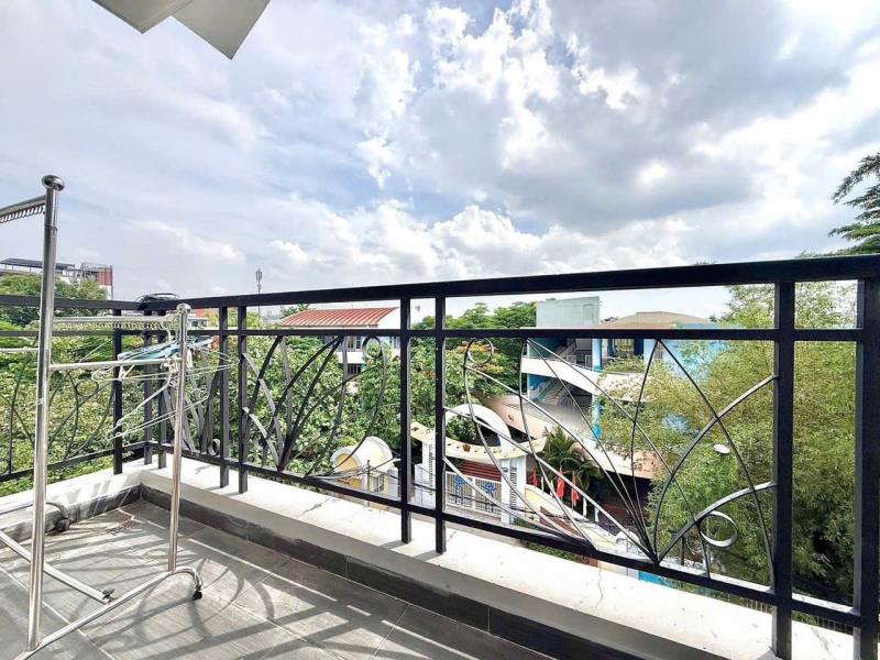 Cho thuê căn hộ ban công siêu rộng, có máy giặt riêng – gần văn lang, iuh - bình lợi, bình thạnh - 4