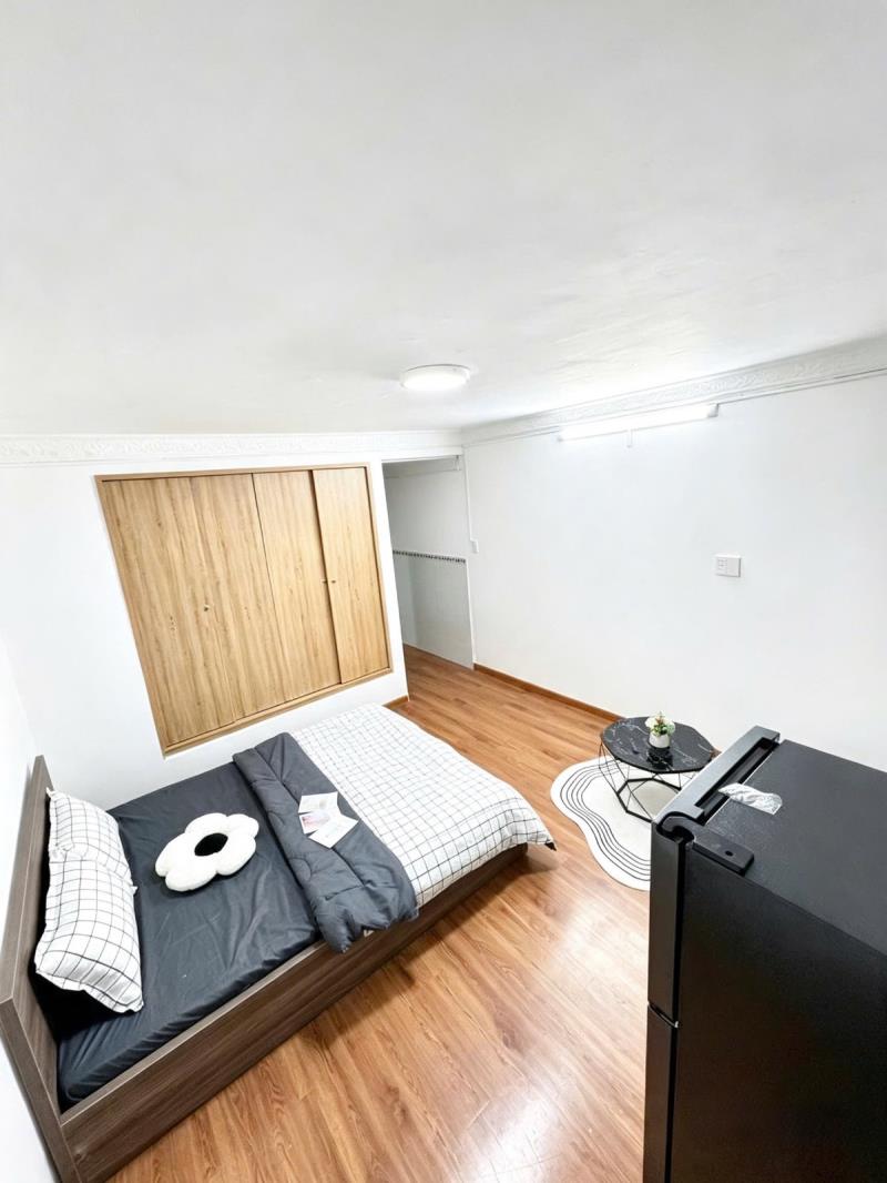 Cho thuê căn hộ 1pn tách bếp có sofa (gần chợ hàng xanh) | nguyễn gia trí, bình thạnh   - 2