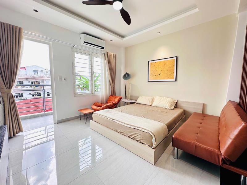 Cho thuê căn hộ 1pn - 40m2 - ban công - full nội thất - gần ngã tư hàng xanh, giáp quận 1 - 2