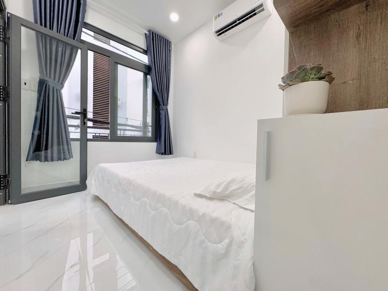 Căn hộ cho thuê có ban công - thuận lợi di chuyển q1,q3 chỉ vài phút - ngay tại lê văn duyệt bình thạnh - 4