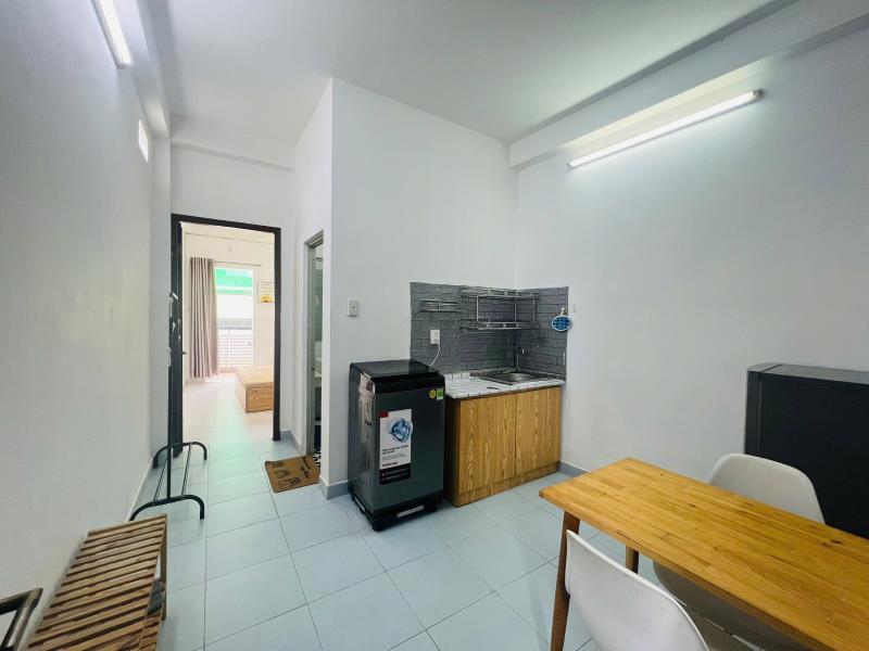 Cho thuê 1pn 1pk ban công rộng 40m2 , có máy giặt riêng , ngay phạm viết chánh, nguyễn văn lạc, huỳnh mẫn đạt, nguyễn ngọc phương - 2