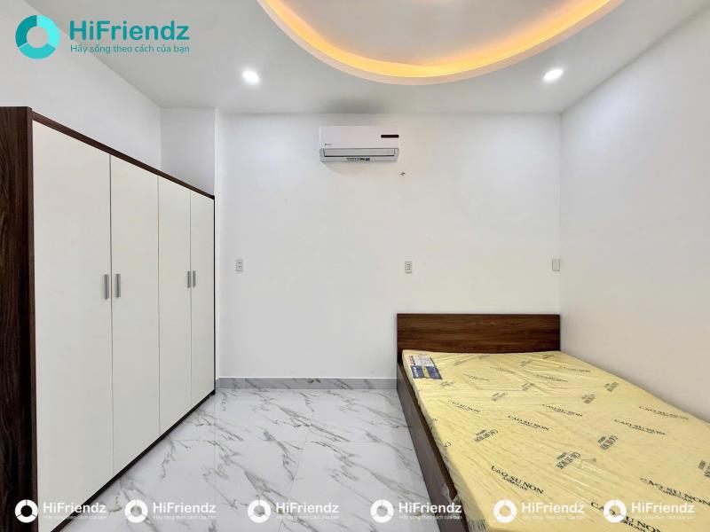 Căn hộ 1 phòng ngủ rộng 40m2 sẵn nội thất gần etown cộng hoà - 2