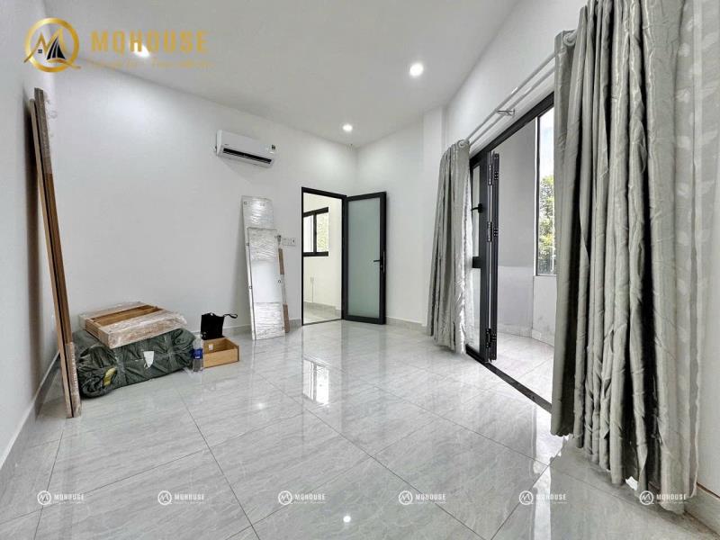 2pn view kính - ban công | full nội thất | kế đại học công thương - 3