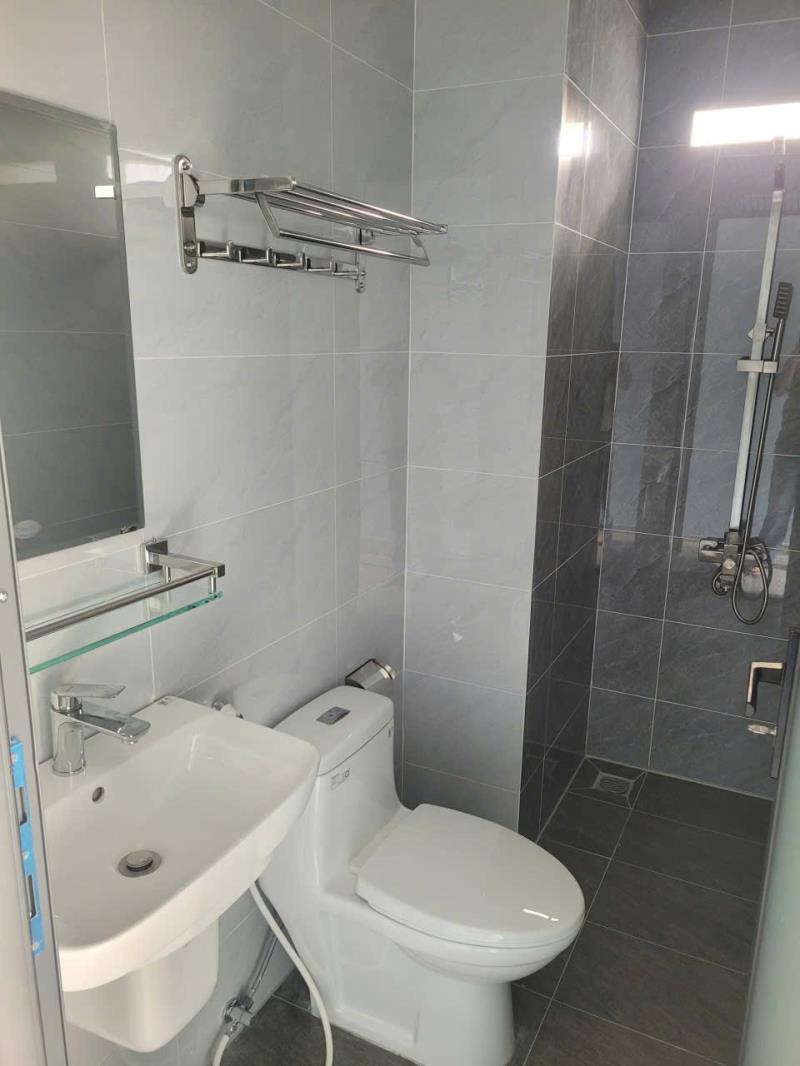 Cho thuê căn hộ mới có ban công thoáng mát - gần hàng xanh - xô viết nghệ tĩnh - bình thạnh - 4