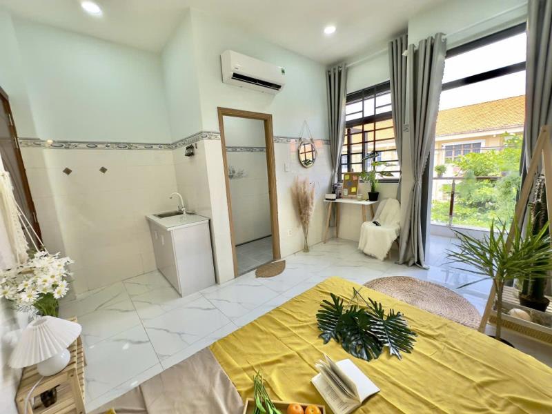 Studio ban công, đủ nội thất, ngay khu ẩm thực quận 7, sầm uất, tiện ích đầy đủ - 3