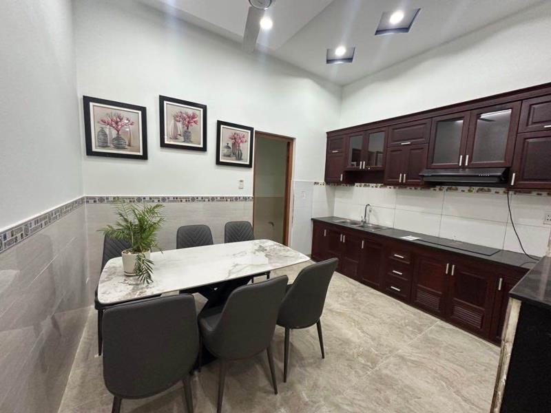 Khu nhà đồng bộ gần tô ngọc vân – 3 tầng 4pn – sân ô tô – gần nguyễn văn thệ – 5,5 tỷ - 2