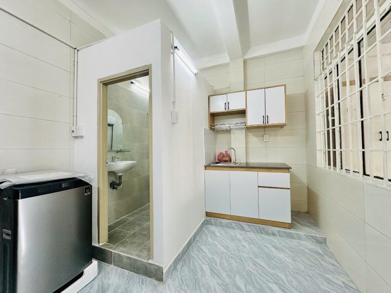 Cho thuê căn hộ 1pn tách bếp có ban công thoáng đón nắng máy giặt riêng full nội thất hồ biểu chánh gần bình thạnh , quận 1 , quận 3 - 2
