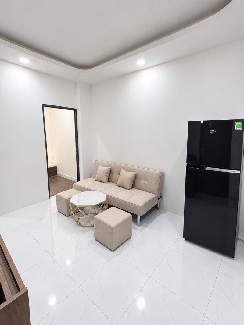 Căn hộ 2 phòng ngủ tọa lạc tại đường hồ văn huê, phú nhuận – vị trí thuận tiện, dễ dàng di chuyển đến quận 1, tân bình và sân bay tân sơn nhất. - 2