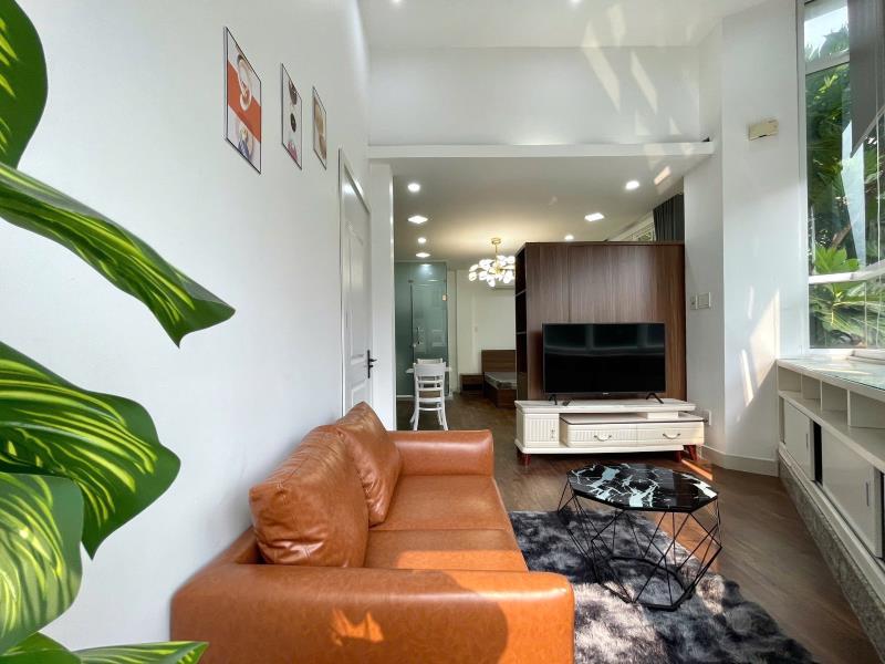 Cho thuê căn hộ cao cấp mặt tiền trường sa view sông, cửa sổ lớn phú nhuận giáp quận 1 & quận 3 - 3