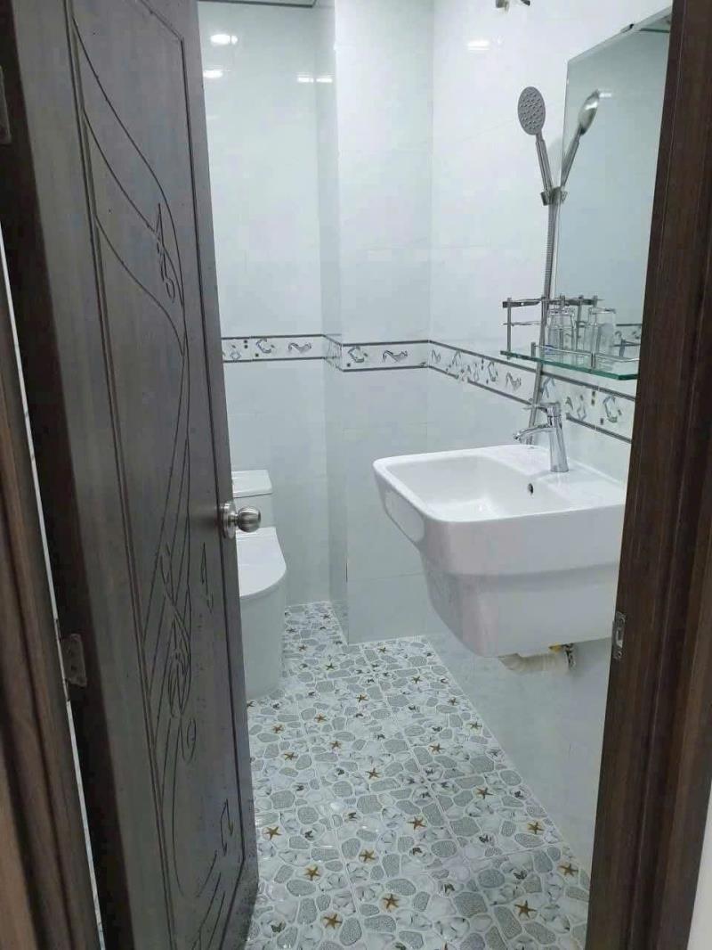 Bán nhà kdc thắng lợi centra hill 62m2 , 2 lầu ,3pn,3wc, sân thượng ,hướng tây bắc 3,2 tỷ - 4