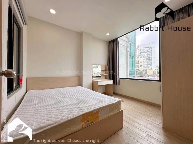Cho thuê 2pn 2wc diện tích 70m2 ngay chợ bà chiểu - ngã tư hàng xanh - ngã tu phú nhuận - đại học văn lang - 2