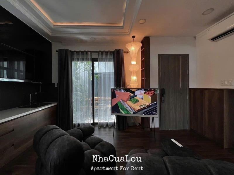 🏡 Cho thuê penthouse sân vườn luxury – cách mạng tháng 8 - 2