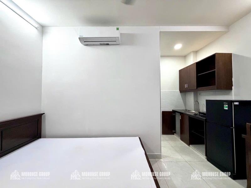 Cho thuê căn hộ mini ngay sân bay, thang máy hầm xe bảo vệ - 4