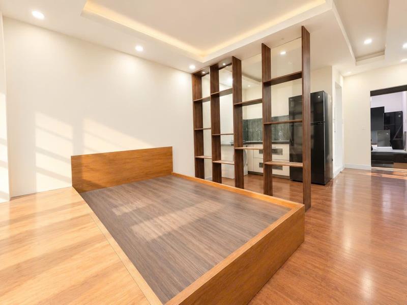 🏡 **Căn hộ 1 phòng ngủ tách bếp, máy giặt riêng, cửa sổ thoáng - cô bắc, quận 1 gần chợ bến thành và phố bùi viện - 2