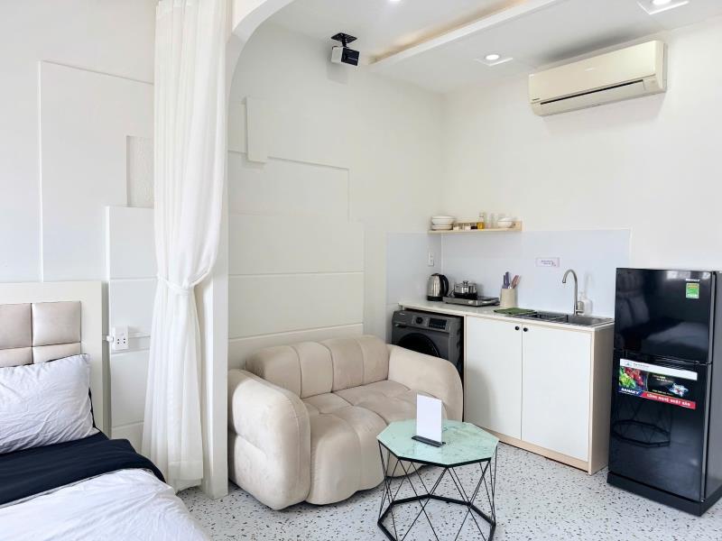 Cho thuê căn hộ ban công rộng rãi full nội thất đường phan đình phùng quận phú nhuận, sát q1, q3 - 3