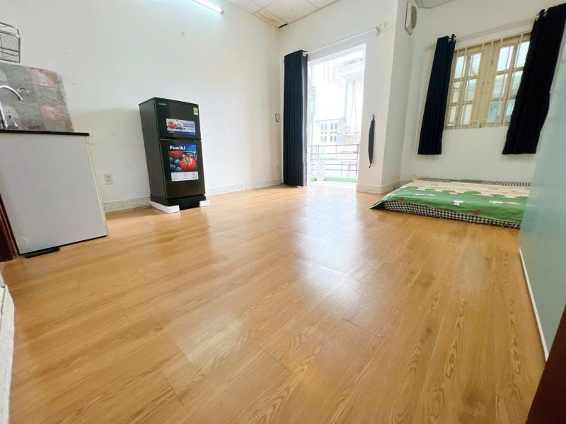 Cho thuê căn hộ có cửa sổ thoáng mát - gần chợ bà chiểu - đinh bộ lĩnh - bình thạnh - 3