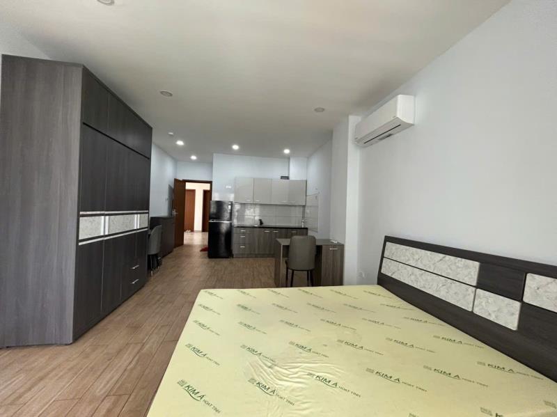 Cho thuê căn hộ, ban công siêu thoáng, nội thất gỗ, máy giặt riêng – bùi đình túy, bình thạnh | gần ftu2, uth, uef - 2