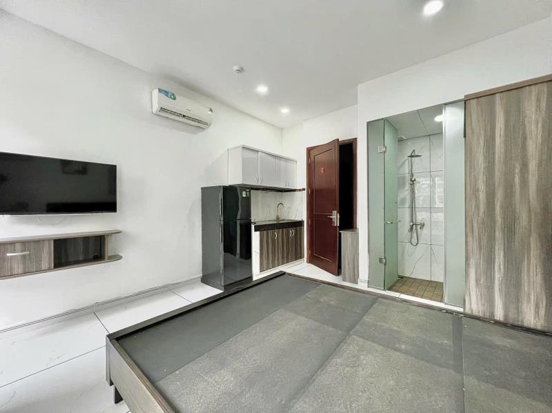 Căn hộ có bancon thoáng-cửa sổ lớn- phòng mới- thuận tiện đi quận 1-lê quang định bình thạnh - 4