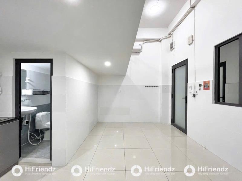🏠 Cho thuê phòng đẹp ngay đường hòa bình – tân phú  📍 vị trí thuận tiện, ngay đường hòa bình, tân phú  ✨ phòng sạch sẽ, thoáng mát 🛏️ có sẵn nội thất ❄️ máy lạnh 🚿 wc riêng 🔐 khu vực an ninh, ra  - 4