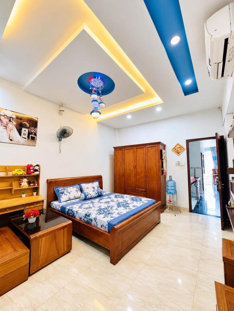 Bán nhà gần chợ tân hương – 2 tầng 80m² – hẻm xe hơi tránh – giá 7.x - 4