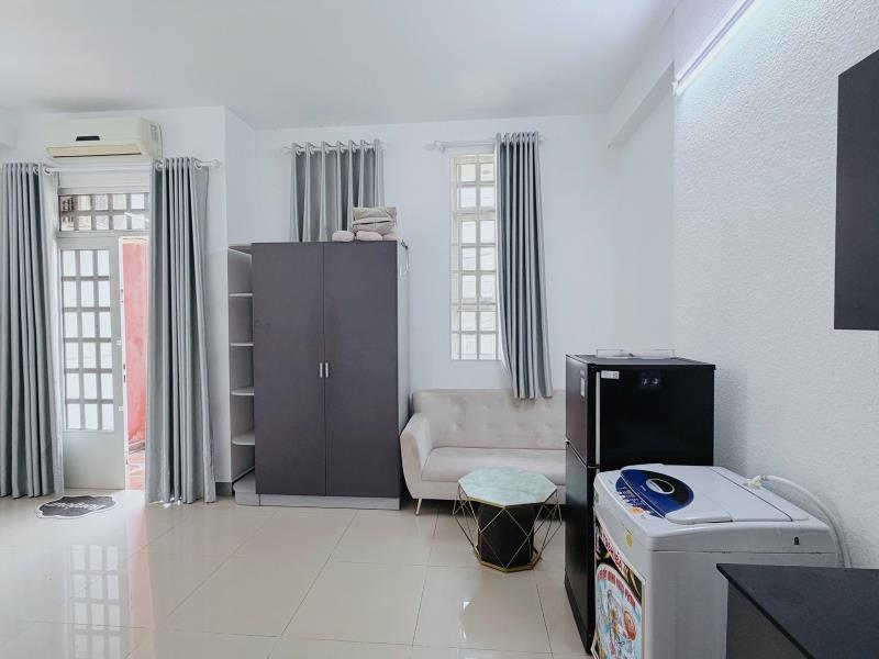 Cho thuê căn hộ ban công thoáng rộng, đầy đủ nội thất – gần đh hoa sen, ufm, sư phạm - trần huy liệu, phú nhuận - 3