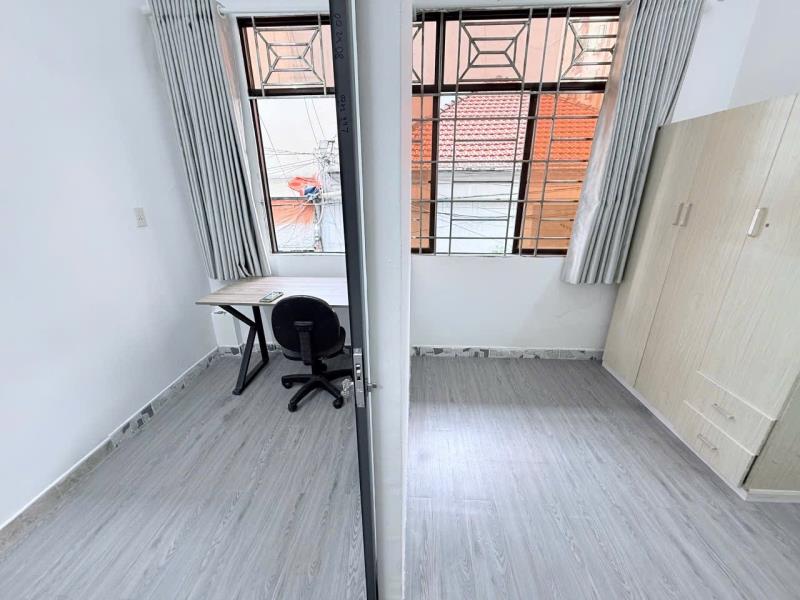 Cho thuê căn hộ dịch vụ 1 phòng ngủ full nôi thất giáp sân bay tsn, cv gia định  - 4