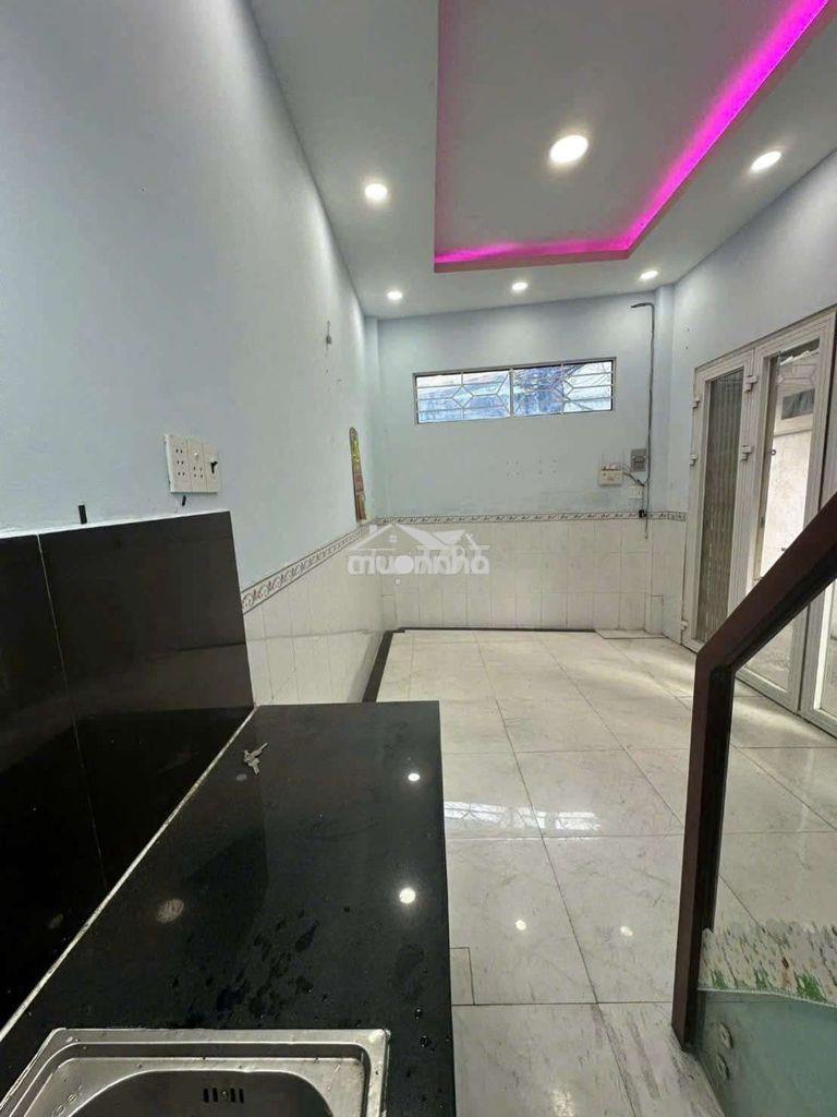 Cho thuê nhà đường dương bá trạc p4.q8 dt.3m5×6m5 }1lầu 2phòng 2toilet - 3