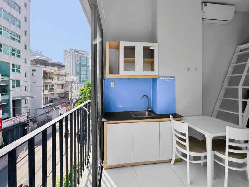 Cho thuê phòng gác lửng, ban công mặt tiền, full nội thất – trần huy liệu, phú nhuận | gần phan xích long, quận 1, quận 3 - 4