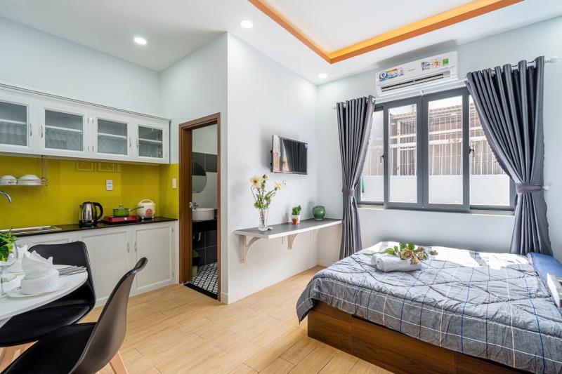 Cho thuê căn hộ bình thạnh gần ngã tư hàng xanh, cửa sổ thoáng, full nội thất - 2