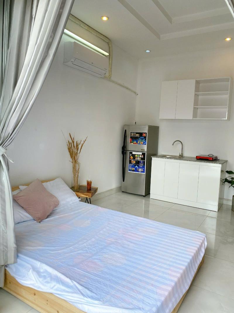 Pass lại phòng 35m2 ban công thoáng, nhà mới full nội thất ngay hàng xanh- nguyễn văn thương, bình thạnh - 3