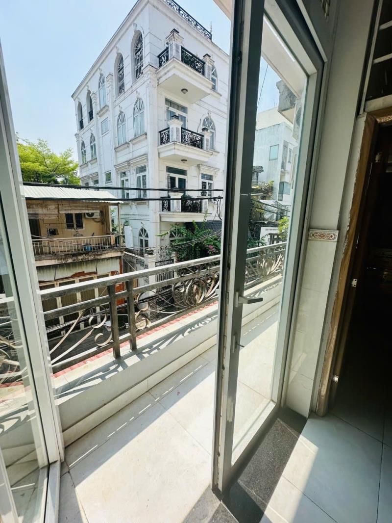 Phòng trọ giá rẻ khu vực tân bình tp.hcm duplex cửa sổ trời, gần đại học văn hiến, công thương - 3