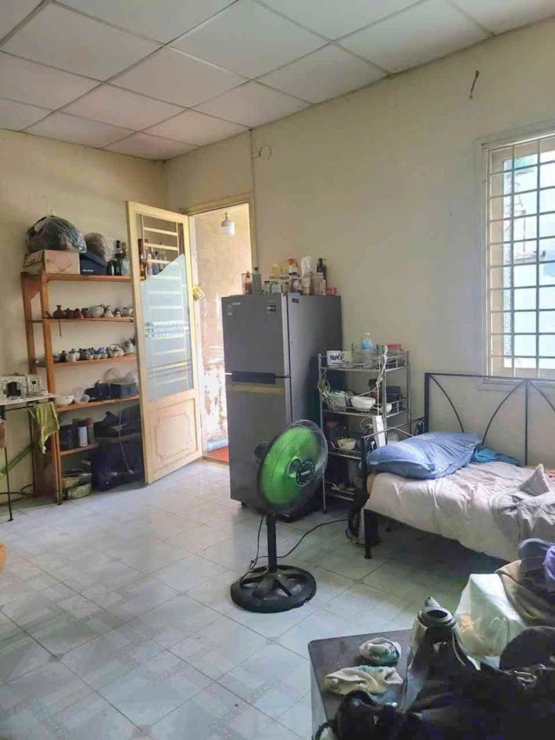 Nhà 2 tầng, gần 90m² – đất vuông vức  – sổ hoàn công – gần hà huy giáp – 4 tỷ nhỉnh - 3