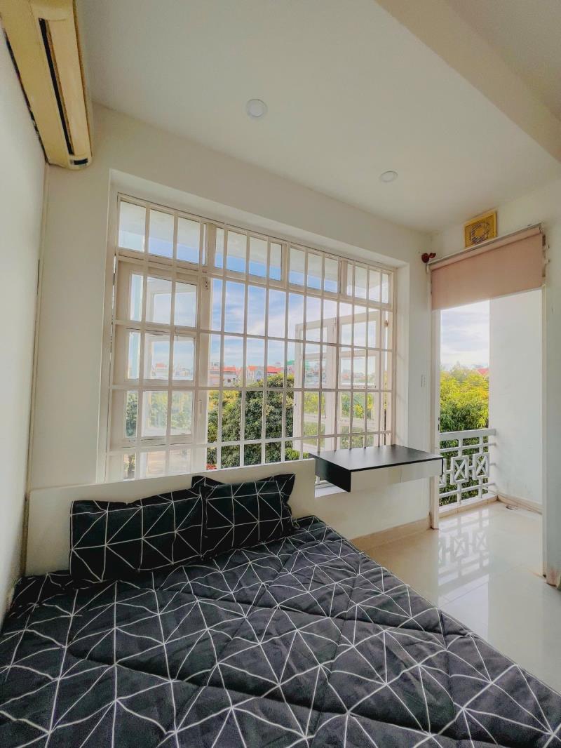Phòng ban công tại him lam quận 7 - 4