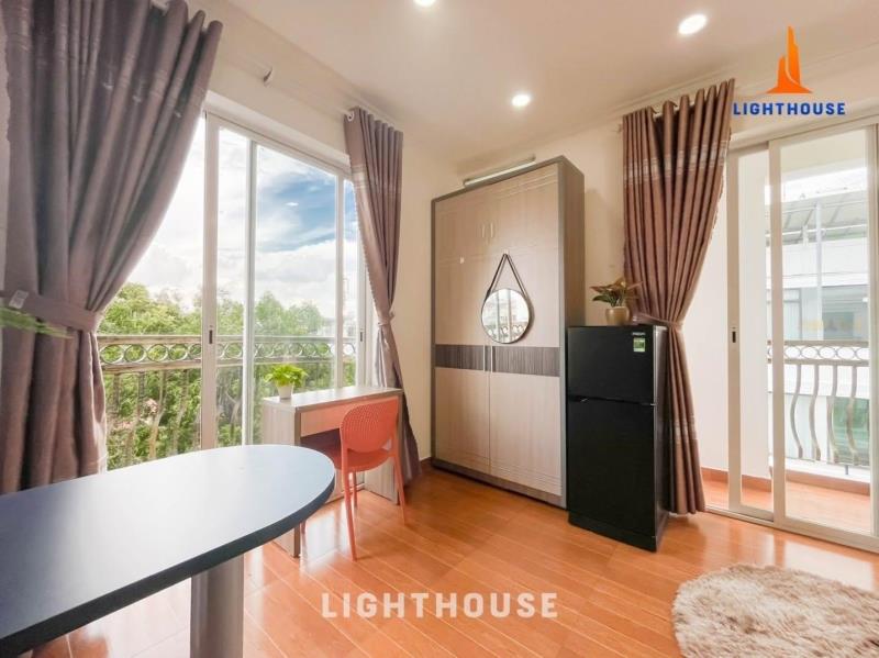 Studio ban công - full nội thất - ngay etown cộng hoà - 2