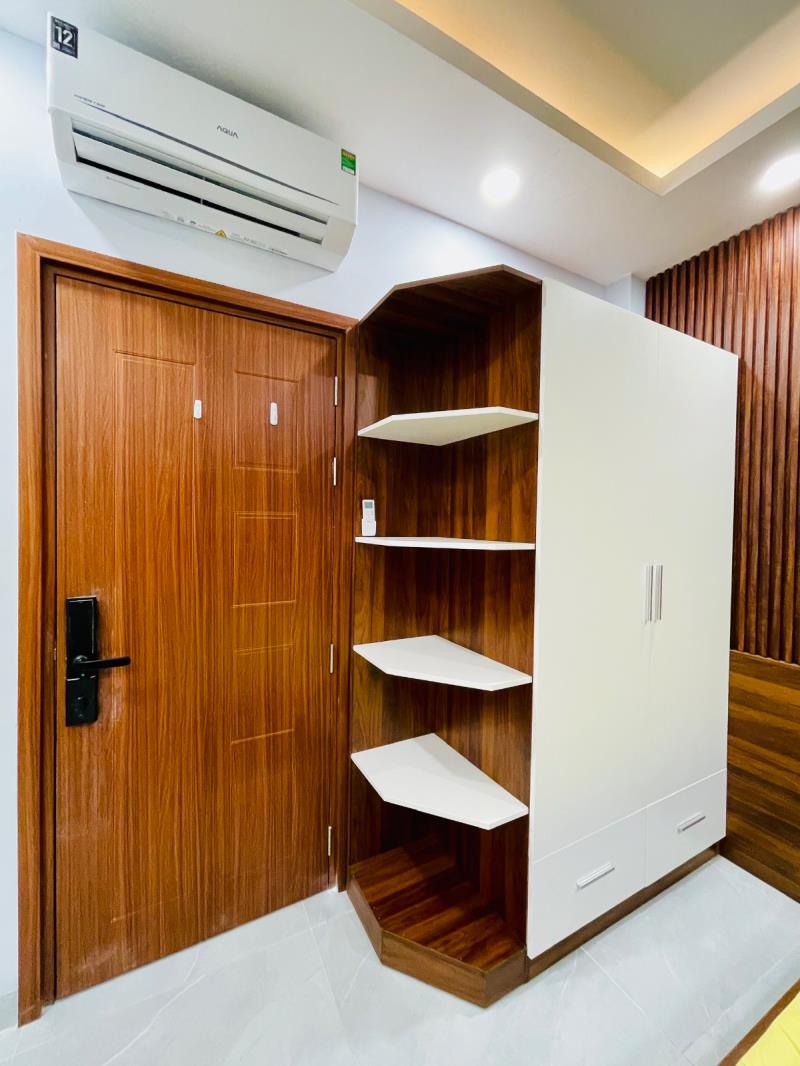 Cho thuê căn hộ có cửa sổ kính lớn thoáng mát full nội thất đường xô viết nghệ tĩnh quận bình thạnh, sát quận 1 - 4