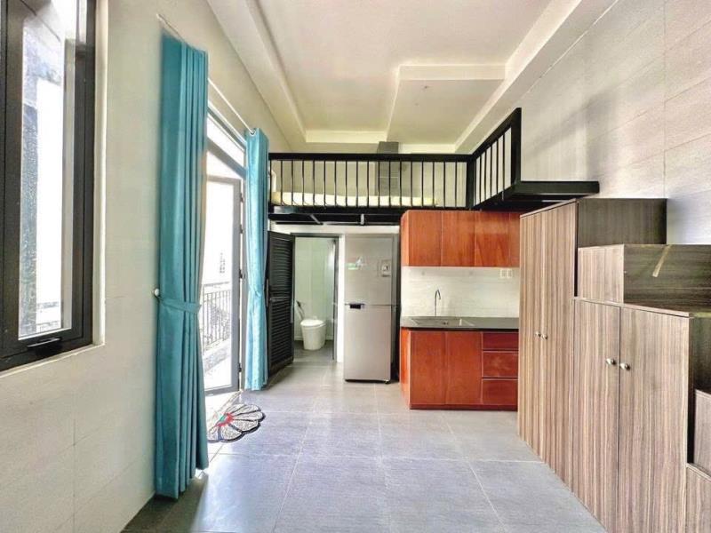 Trọ gác ban công thoáng-thang máy-giặt sấy gần vhu và huit-giá tốt