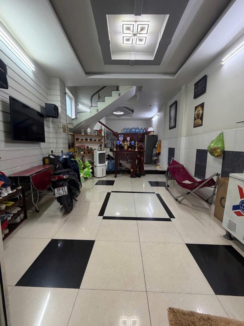 4 Tầng - 60m2 - ko lỗi - ko quy hoạch - dương bá trạc - 2