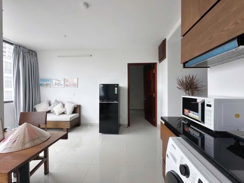  Cho thuê căn hộ có ban công view kính thoáng mát full nội thất đường nguyễn văn trỗi phú nhuận, sát quận 3, quận 1  - 3